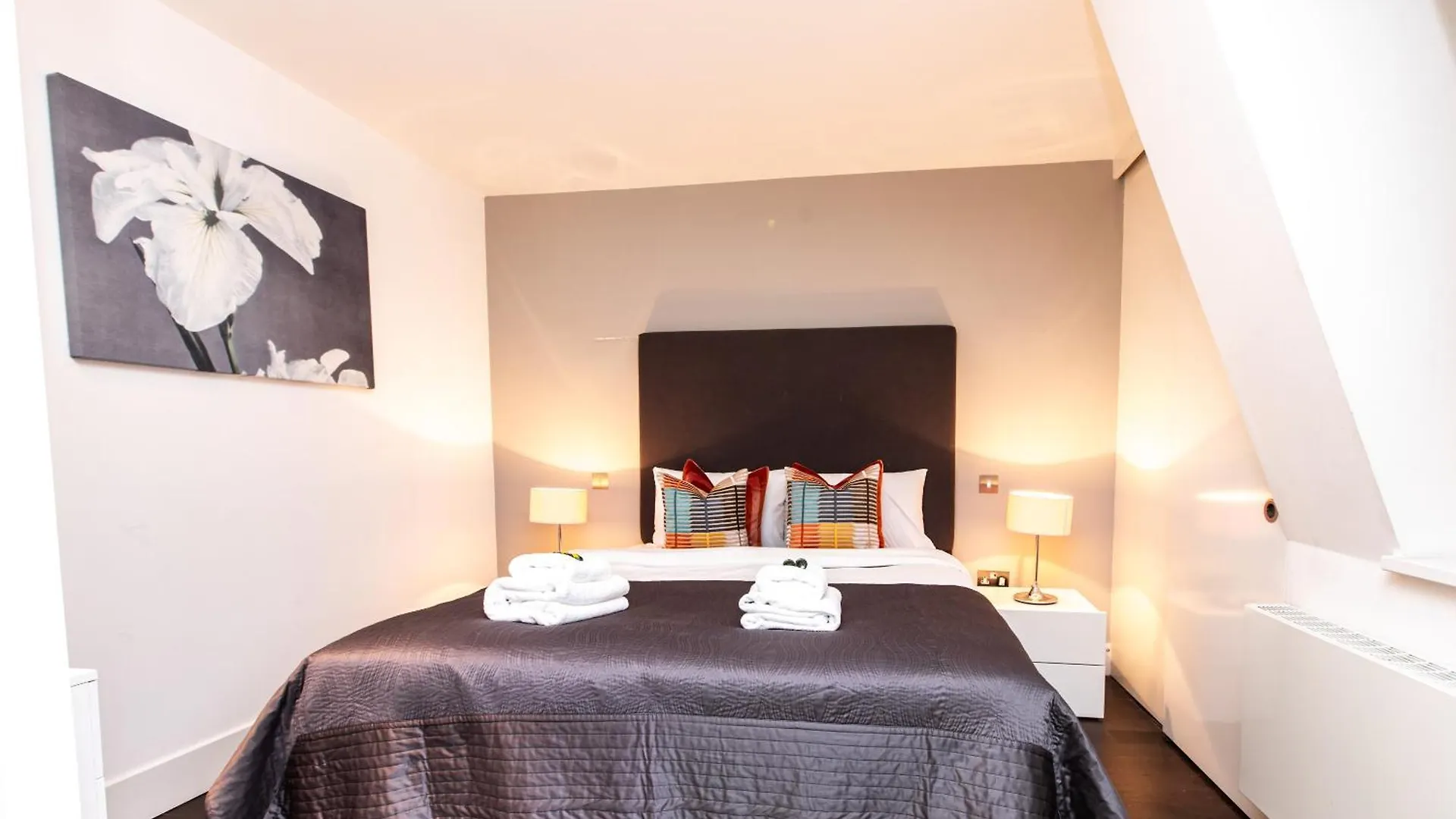 Comfortable 1Br Flat Near Monument Station! London